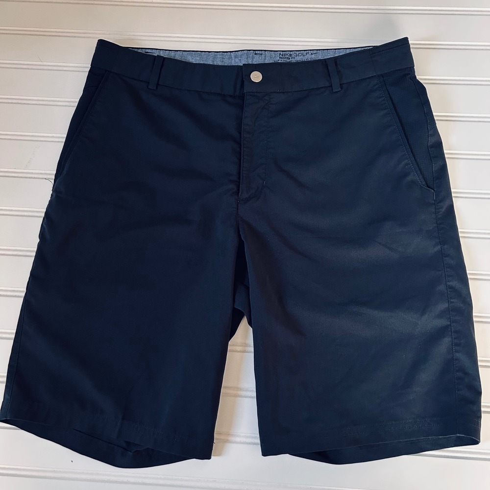 Nike Golf‎ Modern Fit Shorts Men's 32 Black Dri-FIT Flat Front Tour Performance